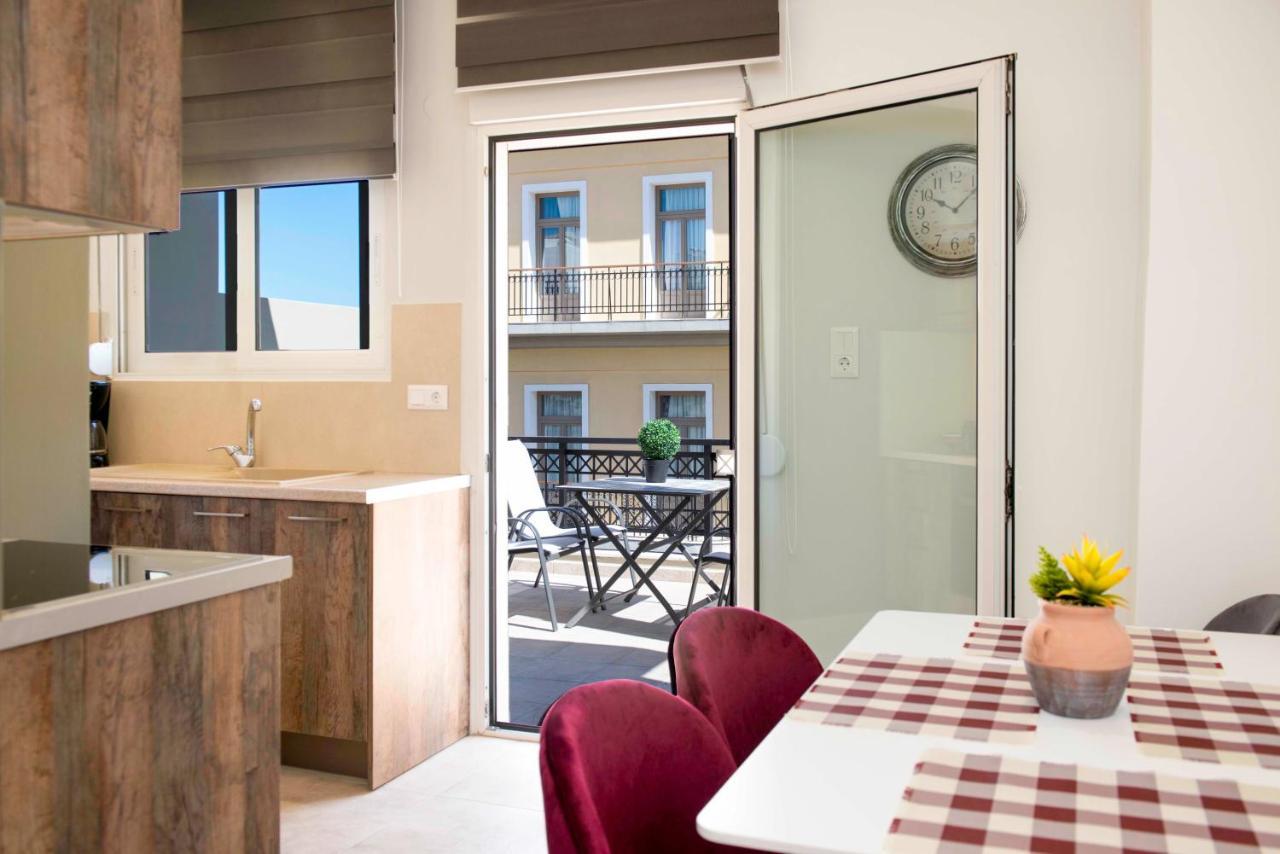 Comfy Central 1 Bedroom Apt With Terrace And View Heraklion  Екстер'єр фото